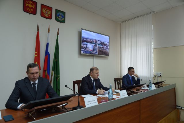 Мурат Кумпилов обозначил приоритеты в работе столичной мэрии