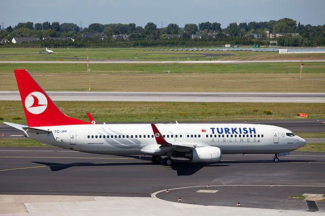 Turkish Airlines     -  