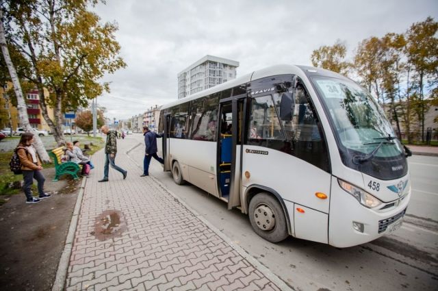 Четыре автобусных маршрута в Архангельске меняют схему движения