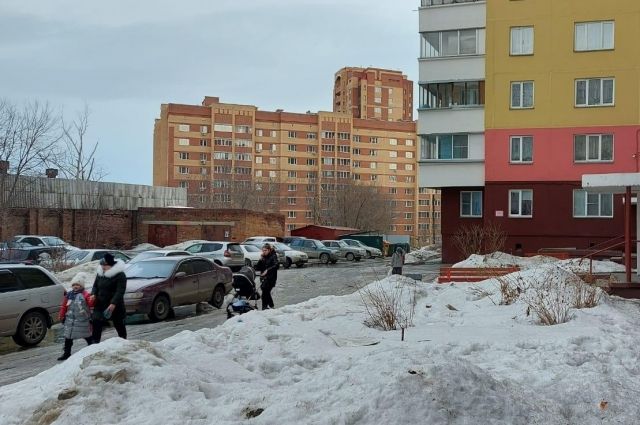 «Снял штаны»: подробности нападении мужчины на школьниц в Новосибирске