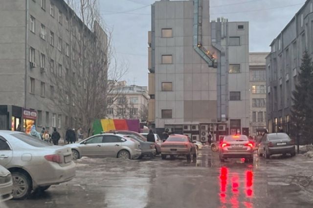 В Новосибирске произошел пожар в торговом центре «Пирамида»