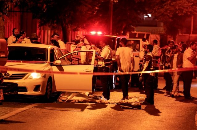 СМИ: три человека погибли при нападении в израильском Эладе