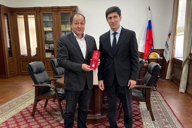 Директор дагестанского «Ростелекома» награжден медалью Центризбиркома РФ