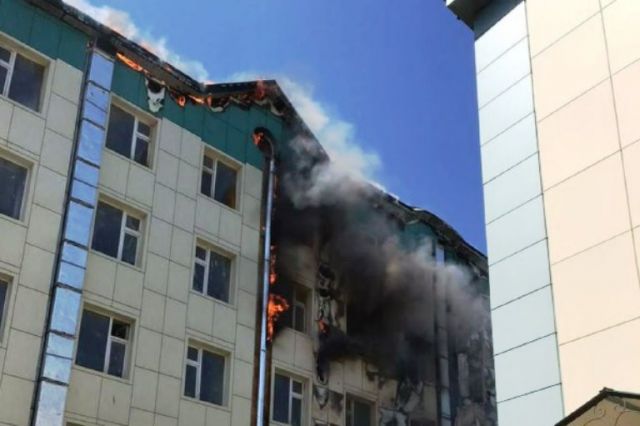 Пожар в строящемся родильном доме в Кизилюрте ликвидирован