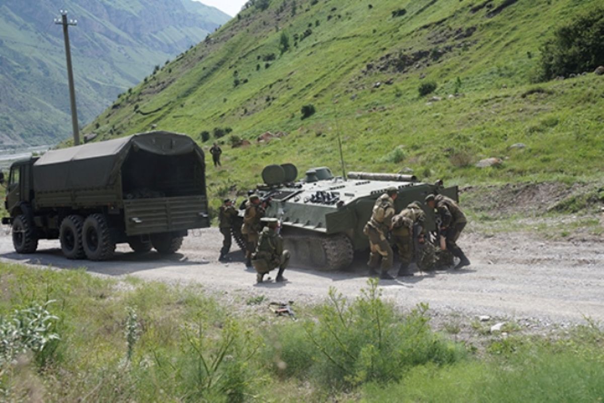 Разведчики ЮВО приступили к тренировке на полигоне в Дагестане
