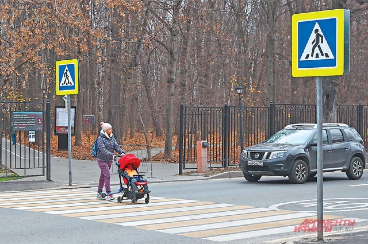 К сентябрю возле социальных объектов Краснодара обновят дорожную разметку