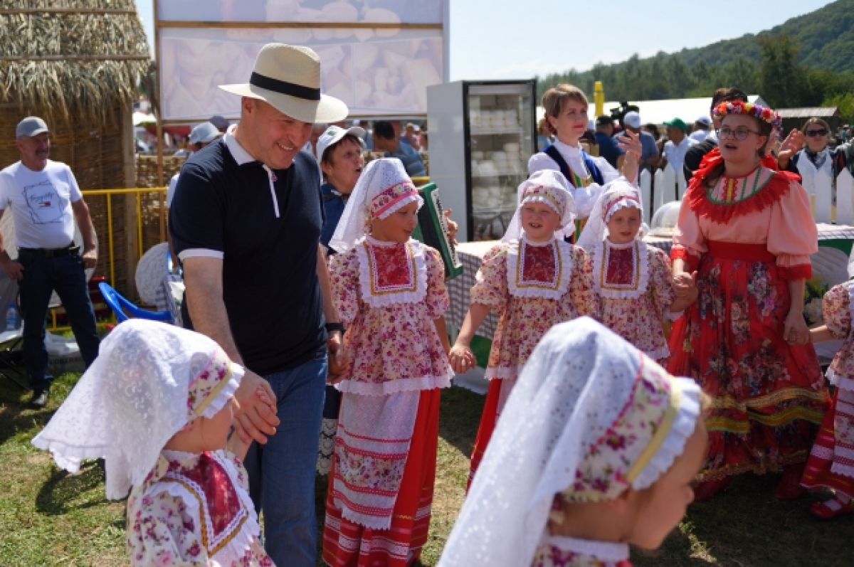 Фестиваль адыгейского сыра посетила делегация федеральных СМИ