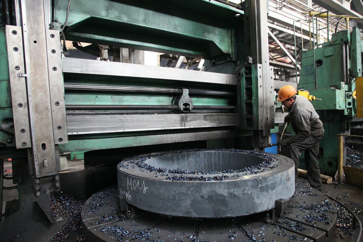 В Краснодаре завод металлоконструкций увеличит производительность труда