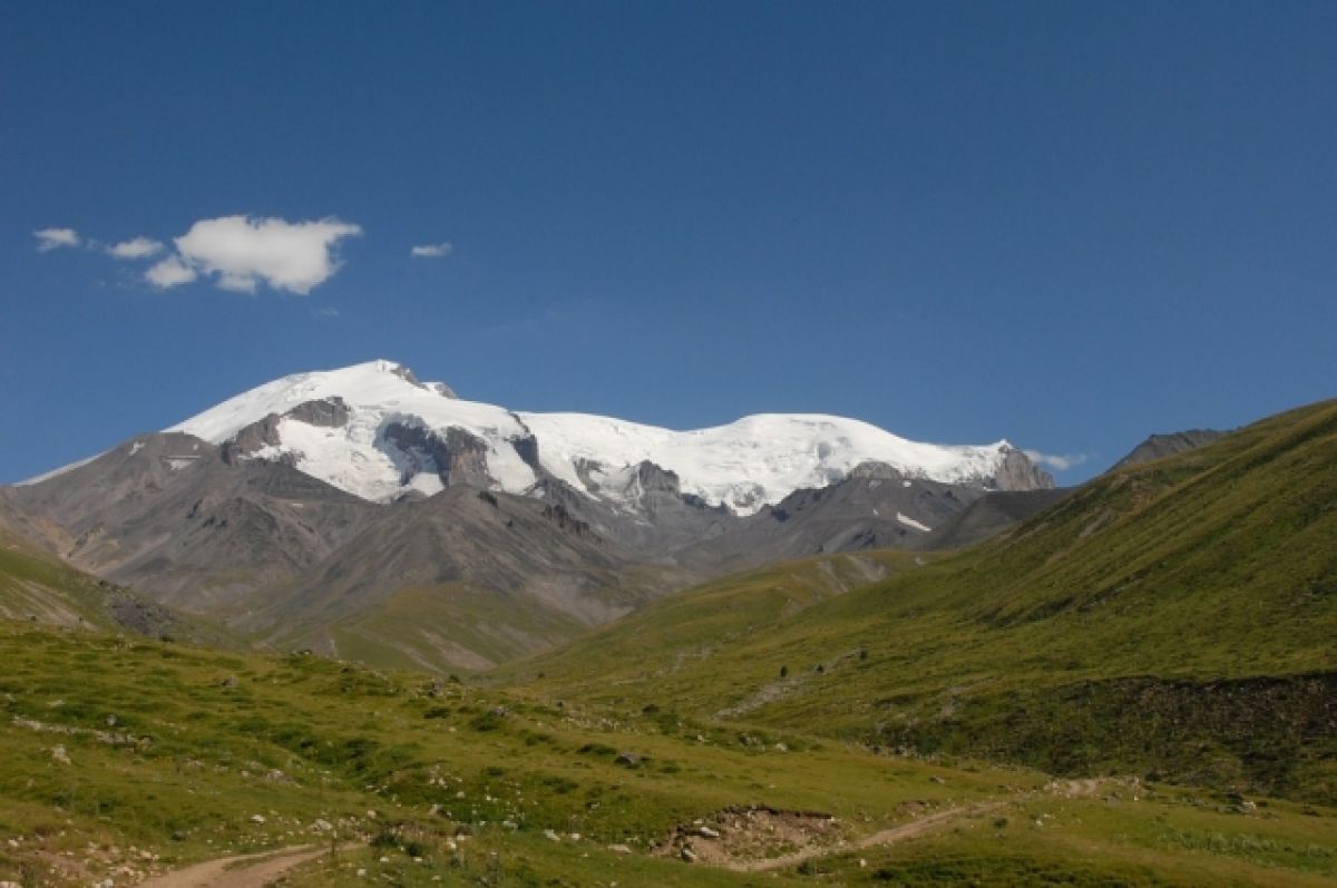 44-летний альпинист из Москвы погиб при восхождении на гору Эльбрус