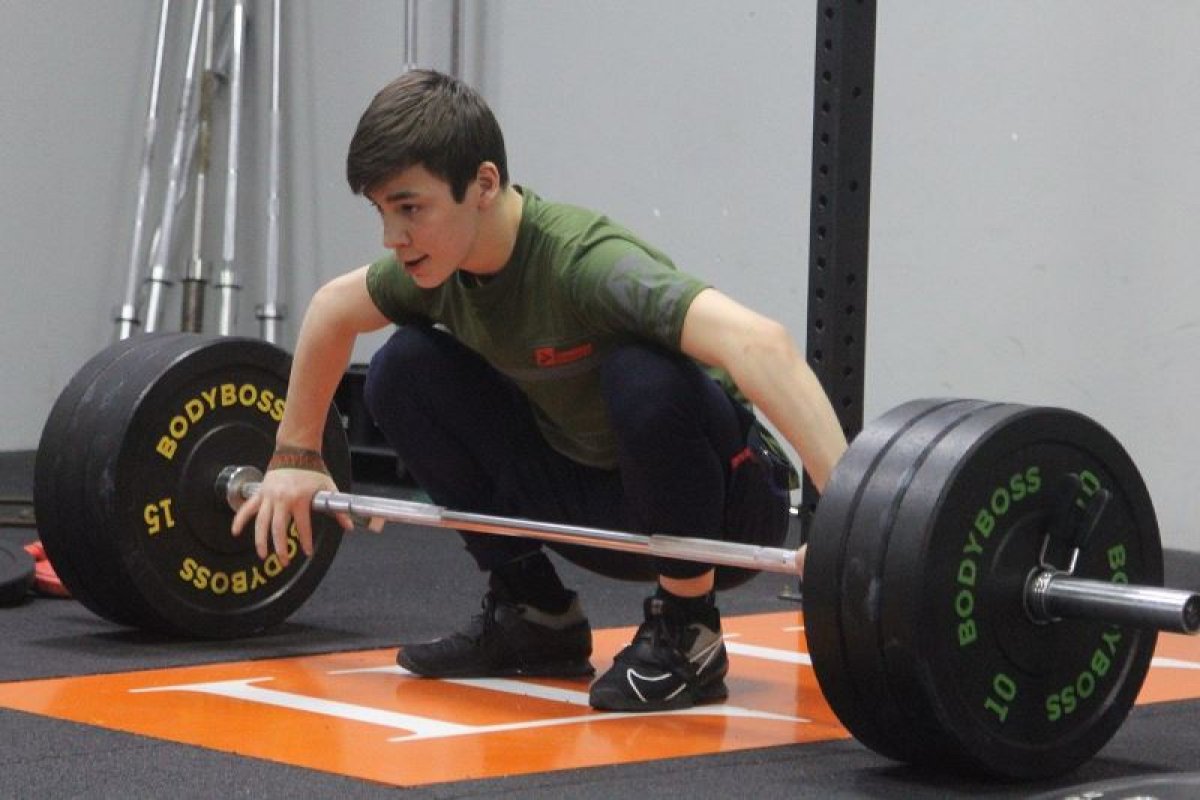 15-летний тяжелоатлет из Дагестана установил сразу два рекорда России