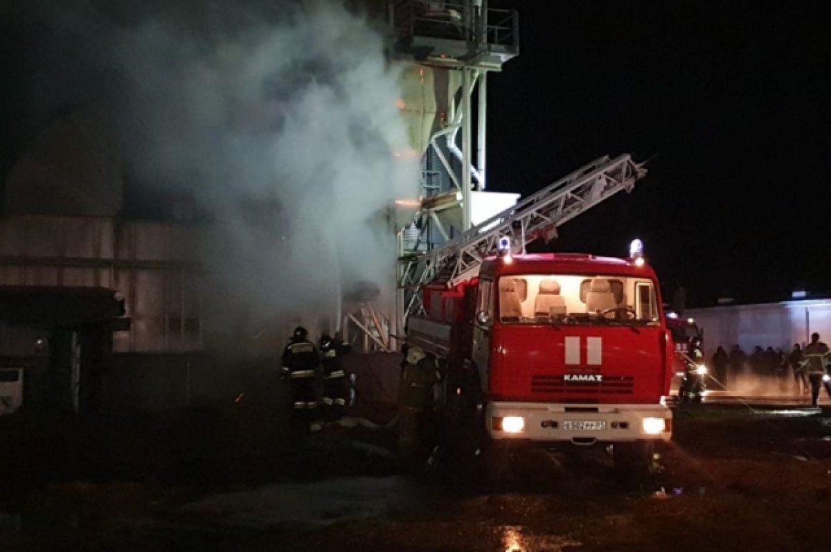 В Адыгее локализован пожар на маслозаводе