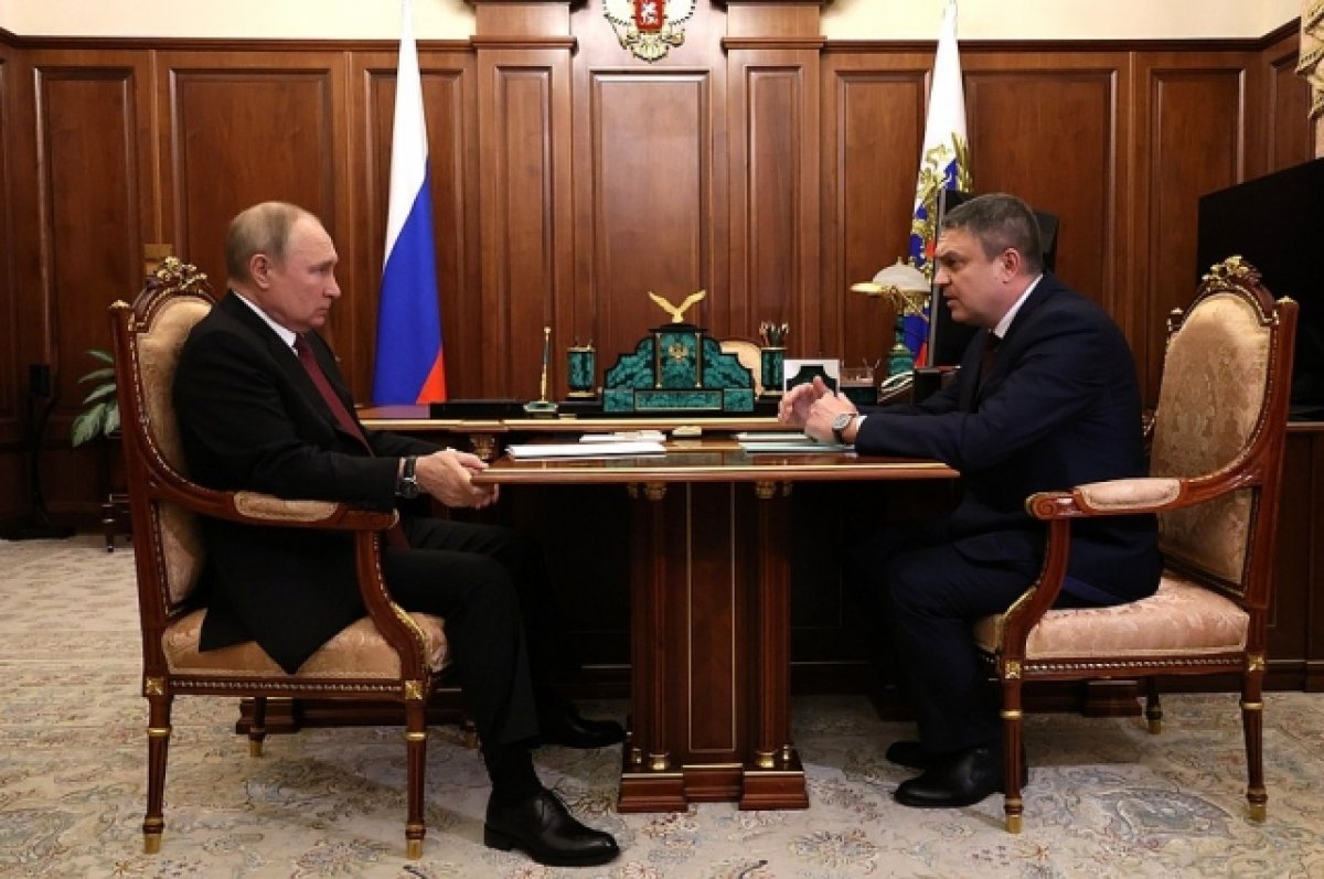 Путин и Пасечник обсудили сложную ситуацию, сложившуюся в ЛНР