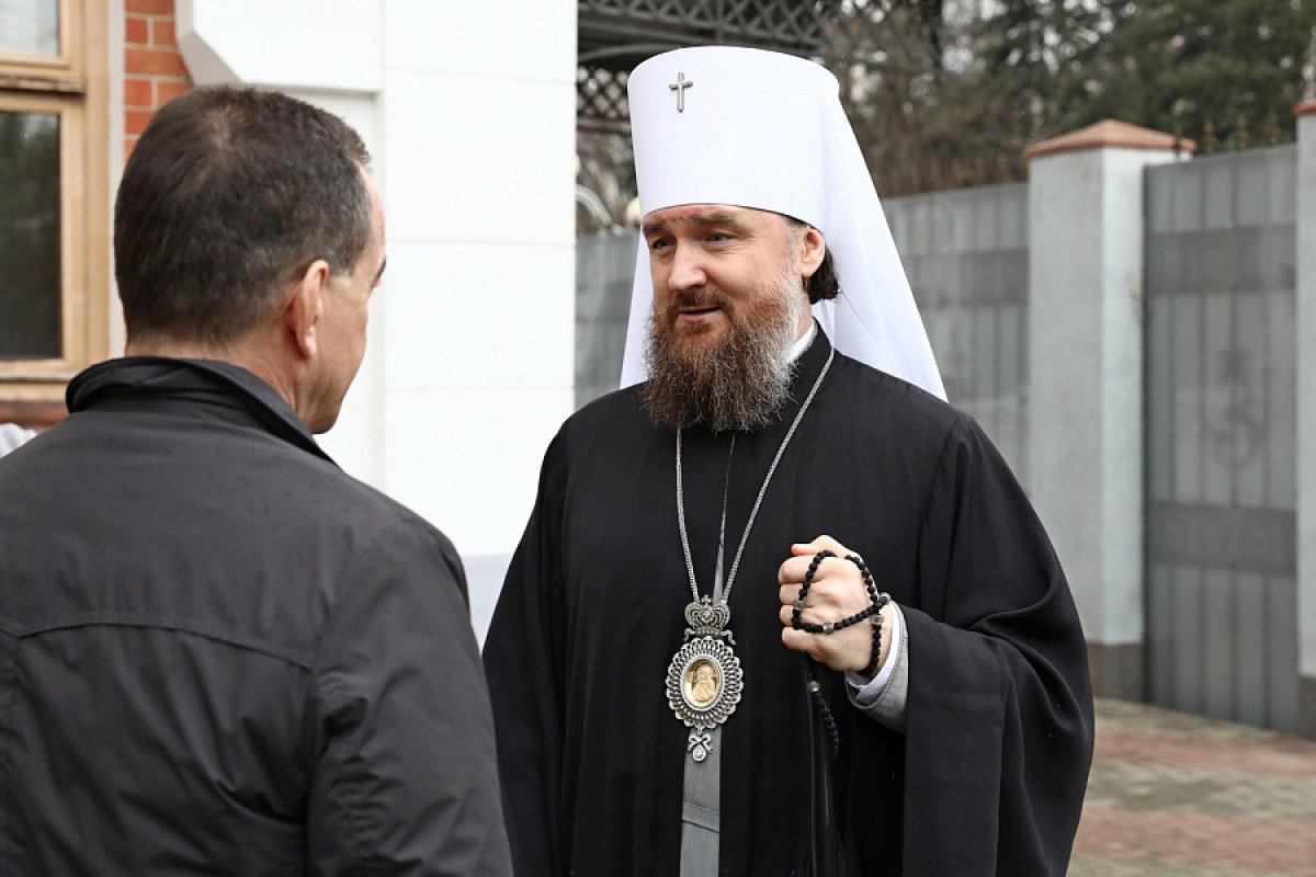 Губернатор Кубани поздравил с днем рождения митрополита Григория