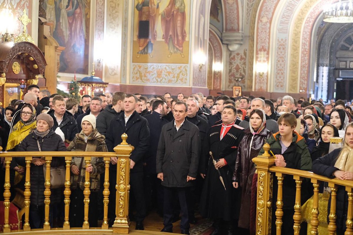 Губернатор Вениамин Кондратьев поздравил жителей Кубани с Рождеством