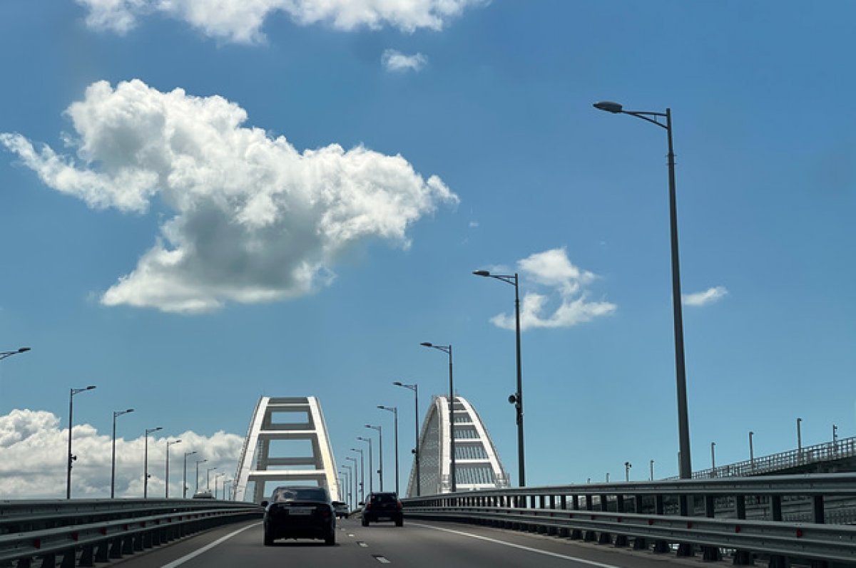 На Крымском мосту завершена надвижка второго пролета автомобильной части