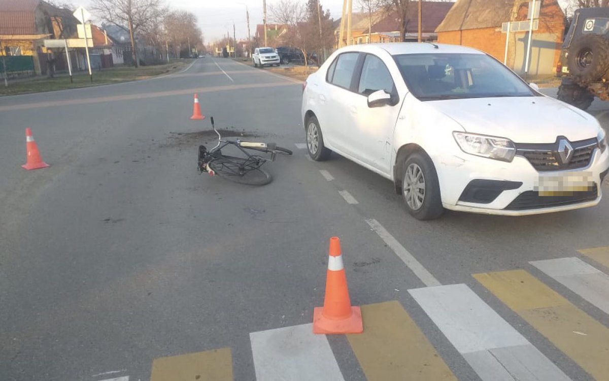 В Адыгее в аварии пострадал 70-летний велосипедист