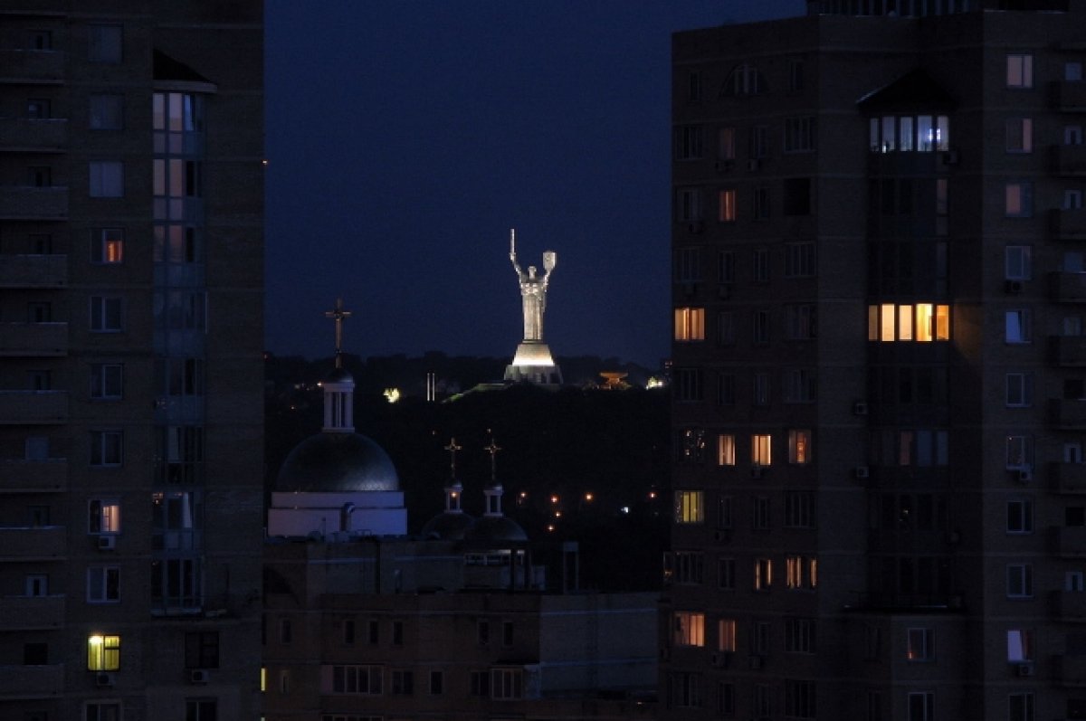 ТАСС: ночью в Киеве прогремели мощные взрывы