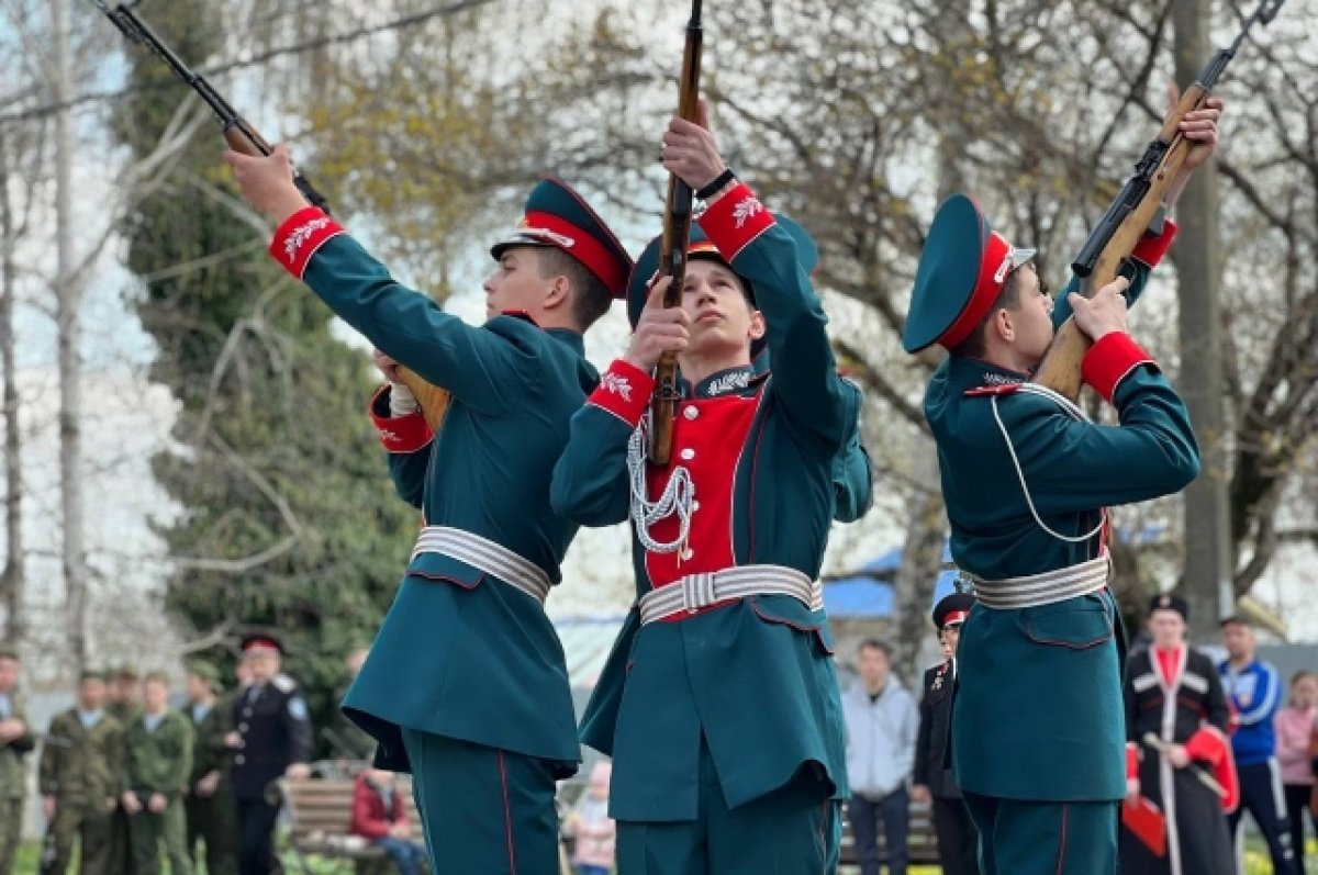 Два казачьих кадетских корпуса Кубани вошли в тройку лучших в стране