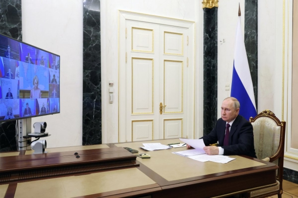 «Денег не жалеть!» Путин показал ответ на санкции США и Европы