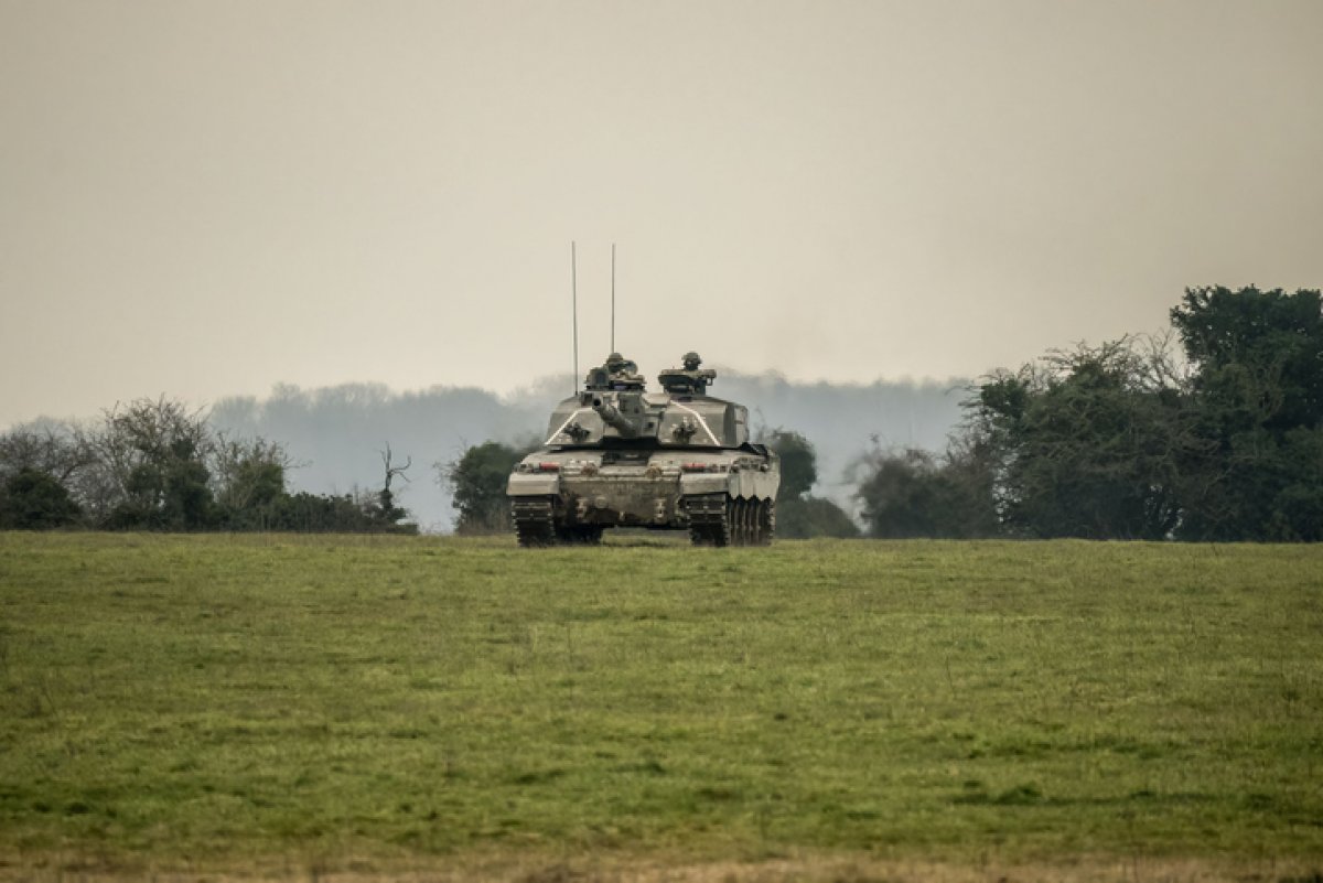 Forbes:    Challenger 2    