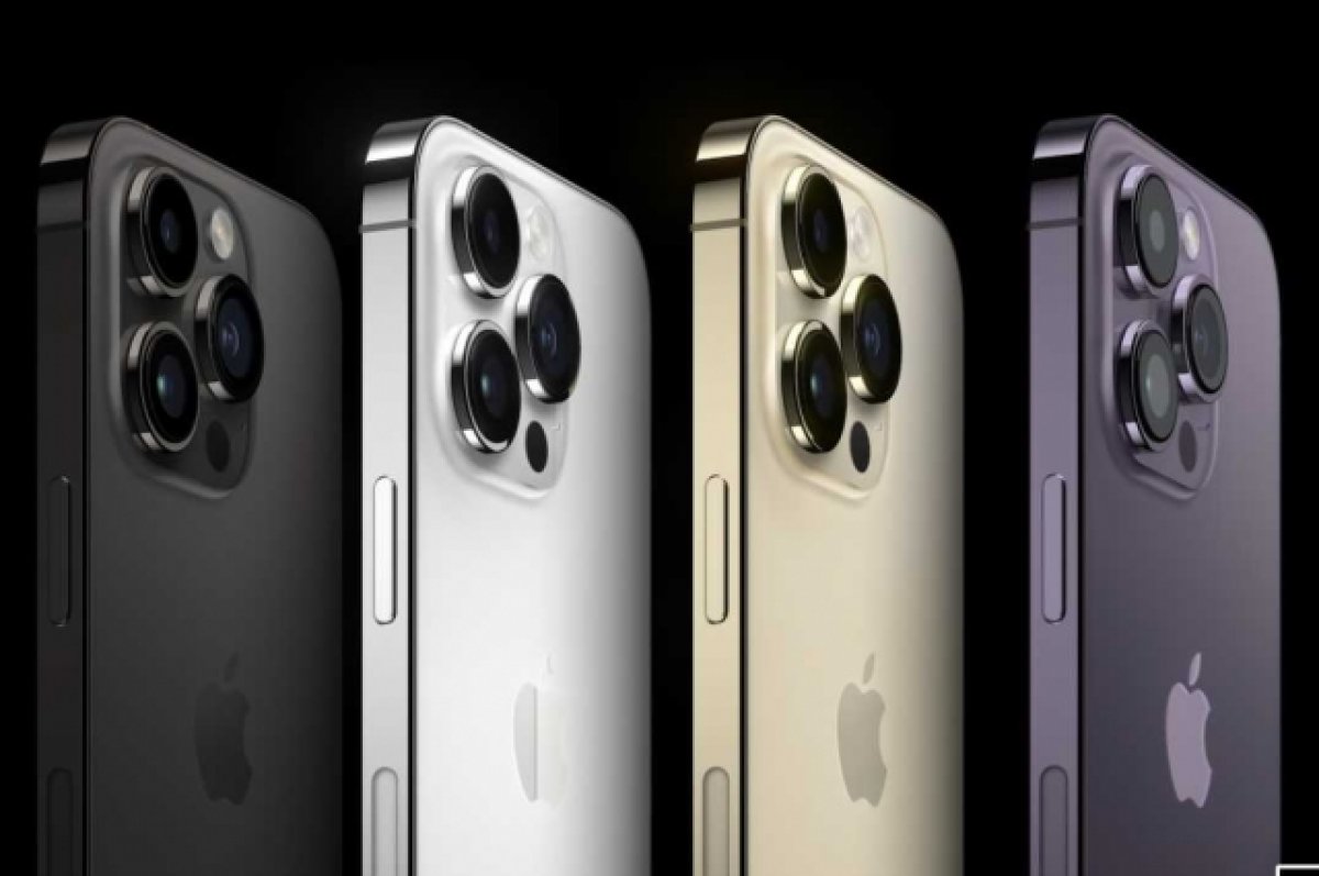 Apple  2020   iPhone  QR-   