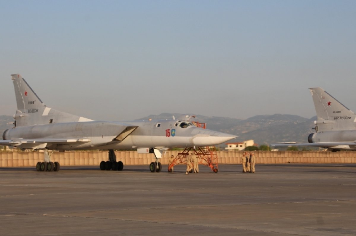 Российские войска нанесли три авиаудара по объектам террористов в Сирии
