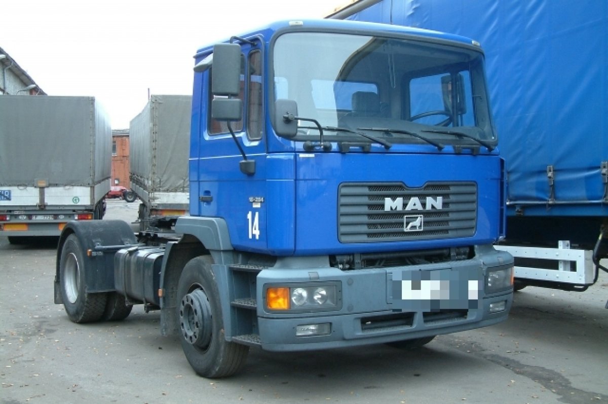   Scania  MAN    