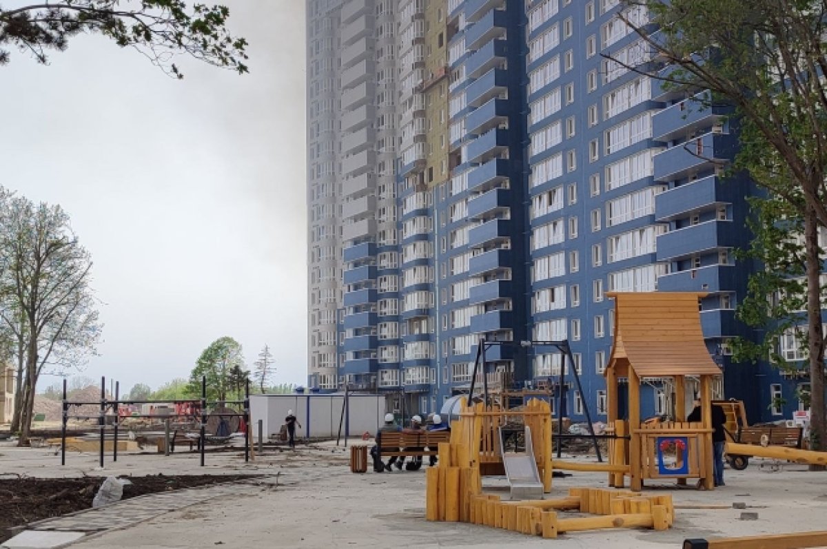 В Краснодаре полностью ликвидировали пожар в строящейся многоэтажке