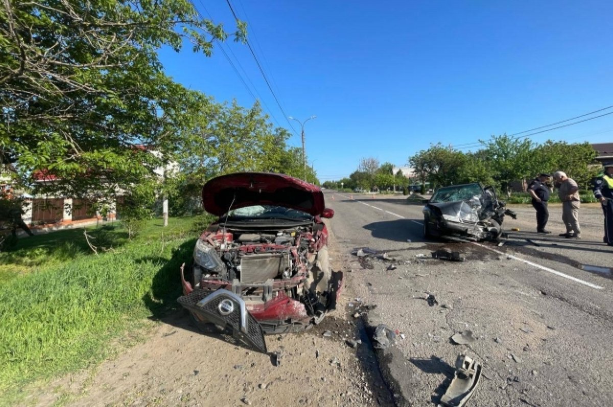 На Кубани водитель иномарки заехал на «встречку» и устроил смертельное ДТП