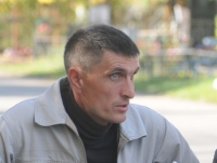 Дмитрий Золотарёв остался работать на кладбище после окончания института. 