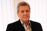Лев Лещенко