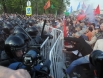 Полиция расценила как провокацию действия некоторых организаторов акции оппозиции в Москве.