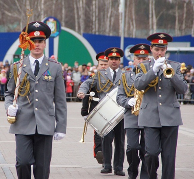 9 мая парад Ханты-Мансийск<br><a href="http://www.ugra.aif.ru/" target=blank>Подробности - на сайте региона</a>
