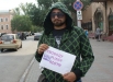 
В Саратове проходят одиночные пикеты в поддержку Pussy Riot
