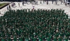 Участники флешмоба, посвященного празднованию 500 дней до начала XXII Олимпийских зимних игр в Сочи.