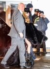 Американская певица Леди Гага в московском аэропорту "Внуково-3".