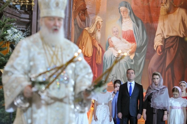 Д.Медведев на Рождественском богослужении в Москве