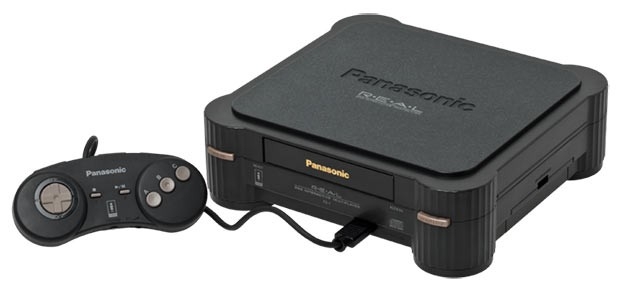 Panasonic 3DO
<br >В 1995 году Panasonic произвел
настоящую революцию в мире игровых приставок, выпустив 32-битную
Panasonic 3DO. Но дело даже
не в количестве бит и качестве изображения, а в том, что игры отныне загружались
не с катриджей, а с CD-дис
