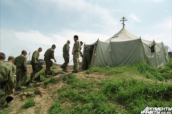 2004 г. Русские капелланы на войне