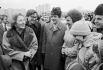 Преммьер-министр Великобритании Маргарет Тэтчер во время своего официального визита в СССР посетила новый микрорайон Москвы - Крылатское и побеседовала с его жителями. 1987