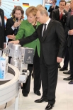 Владимир Путин и   Ангела Меркель на открытии Международной промышленной ярмарки «Ганновер-2013» 