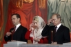  Дмитрий Медведев с супругой Светланой и Владимир Путин на пасхальном богослужении в Храме Христа Спасителя.