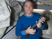Астронавт Кевин Форд: «Собираюсь брать с собой маленькое электронное пианино, кроме того я немного играю на гитаре, которая имеется на борту МКС. Вместе с тем, свободное время я постараюсь посвятить фотосъемкам Земли».