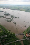 Власти Германии объявили тревогу в десяти городах и районах Баварии — также в связи с сильнейшим наводнением, вызванным непрекращающимися дождями
