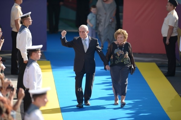 Председатель жюри, кинорежиссер Александр Митта с супругой Лилией