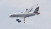 British Airways Airbus A380. Компания будет использовать самолет на  ближнемагистральных маршрутах для  обучения персонала до того, как  в октябре-ноябре 2013 года поставит супераэробус  для выполнения регулярных рейсов в Лос-Анжелес и Гонконг