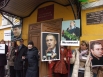 Пикет в поддержку Михаила Ходорковского у здания Басманного суда Москвы. 2002г