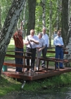 В 2008 году рыбалка объединила представителей четырех основных политических партий. Лидер ЛДПР Владимир Жириновский, председатель КПРФ Геннадий Зюганов и другие.