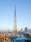 В построенном в январе 2010 года небоскребе "Бурдж-Халифа" насчитывается 163 этажа. 