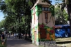 Ярославский стрит-арт - обшарпанные здания, магазины, трансформаторные будки, раскрашенные художниками-граффитчиками.